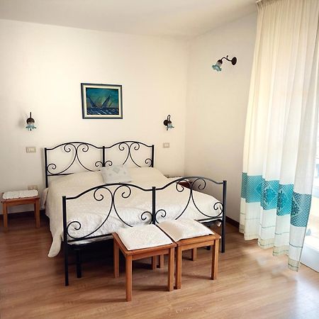 B&B Tre - Rooms & Relax Oristano Exterior photo