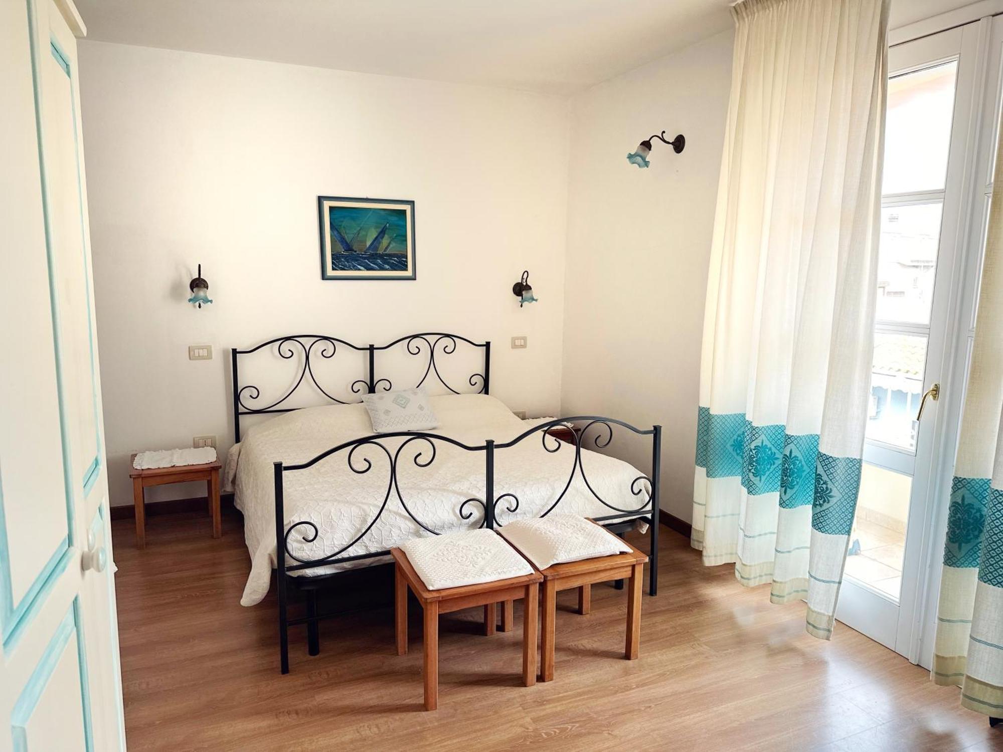 B&B Tre - Rooms & Relax Oristano Exterior photo